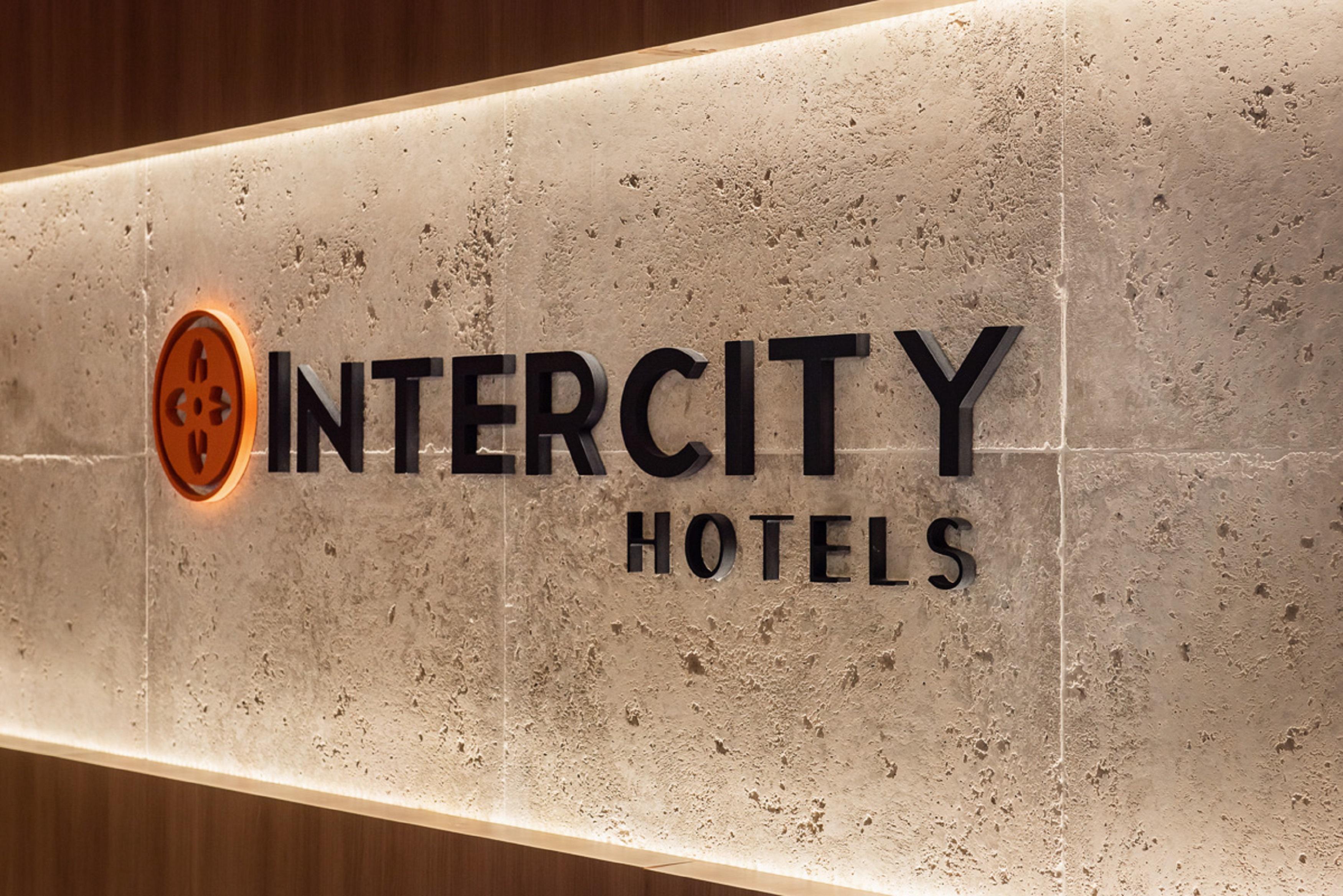 Intercity 4*